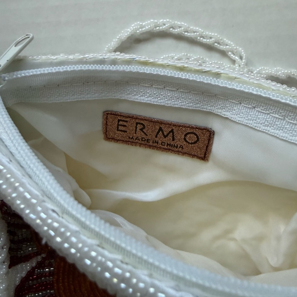 ERMO Fish Design Beaded crossbody purse - Picture 9 of 12